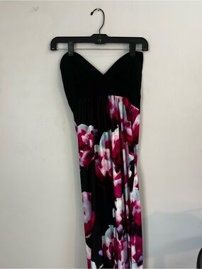 Heart Soul Strapless Maxi Dress in Black and Magenta Floral